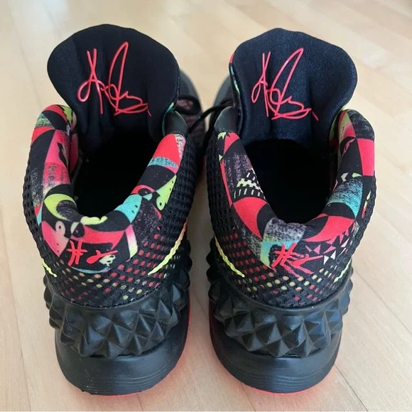 Nike Kyrie 1 Dream Sneakers -- NWOB - Picture 6 of 16